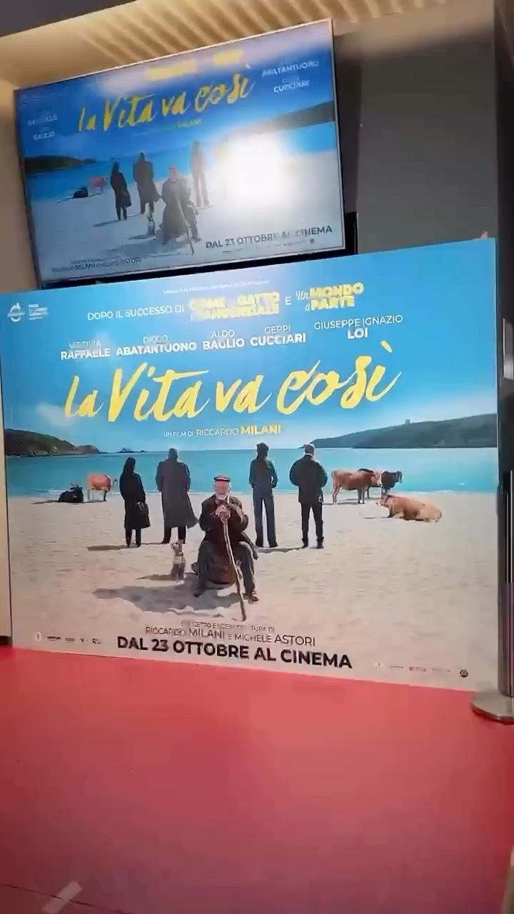 Del resto, #lavitavacosì !~ Dal 23 ottobre al cinema 🍿 ~#milano #anteprima #medusa #controlc....