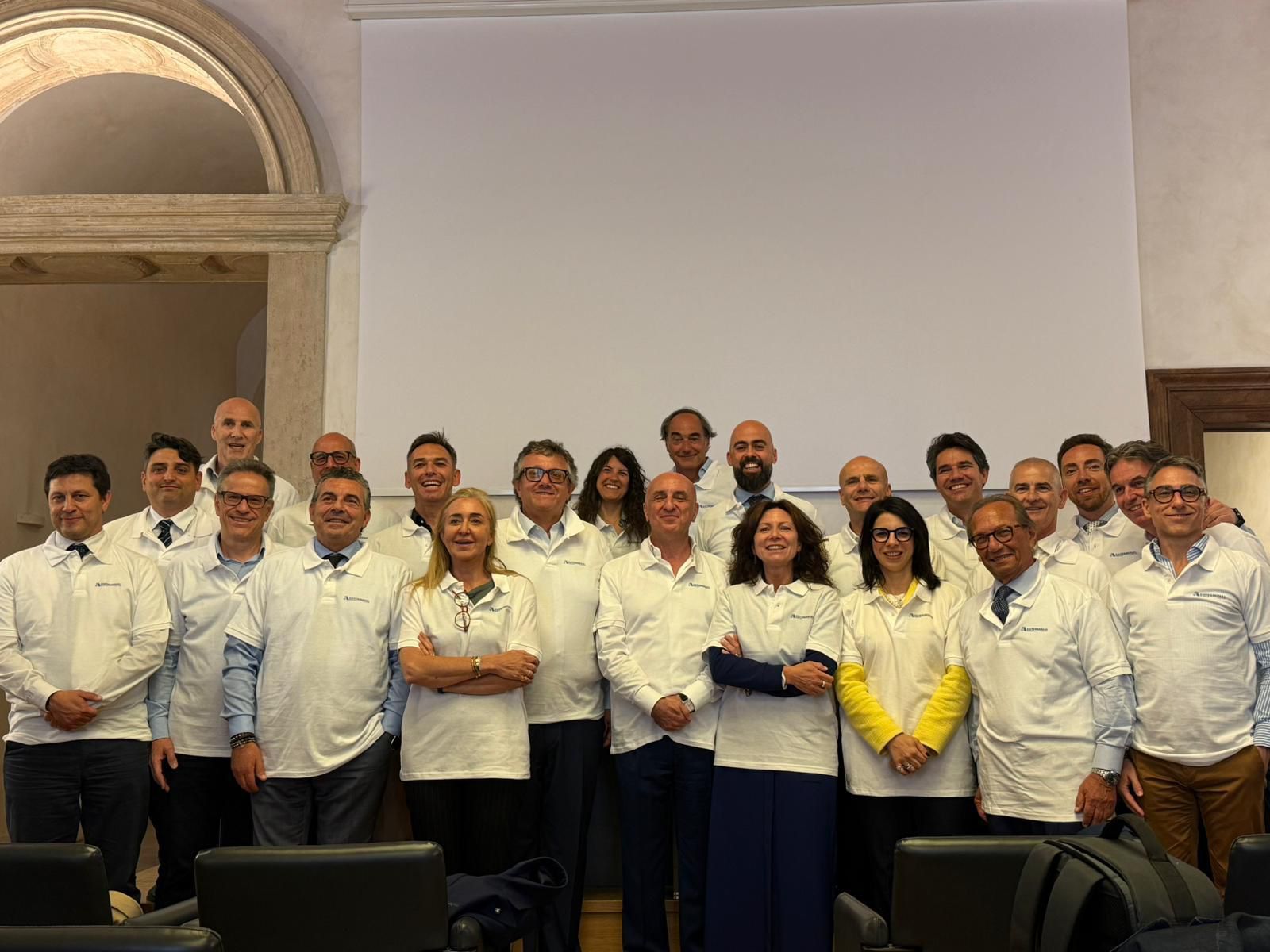 🇮🇹 Siamo felici di congratularci con la nostra socia Raffaella Del Prete, eletta membro del nuovo Consiglio Direttivo di Assiterminal in occasione dell’Assemblea elettiva dello scorso 12 maggio, giornata in cui l’associazione ha celebrato anche i suoi 25 anni di attività.
Un riconoscimento importante che valorizza competenza, esperienza e impegno nel settore portuale e terminalistico.
A Raffaella i nostri migliori auguri di buon lavoro per questo nuovo incarico!
#WISTAItaly #professionistedelmare
🇬🇧 We are pleased to congratulate our member Raffaella Del Prete, who has been elected to the new Board of Directors of Assiterminal during the General Assembly held on May 12, when the association also celebrated its 25th anniversary.
An important recognition of her expertise, experience and dedication to the port and terminal industry.
Best wishes to Raffaella for this new role!
#wistainternational #womenwhomovetheworld